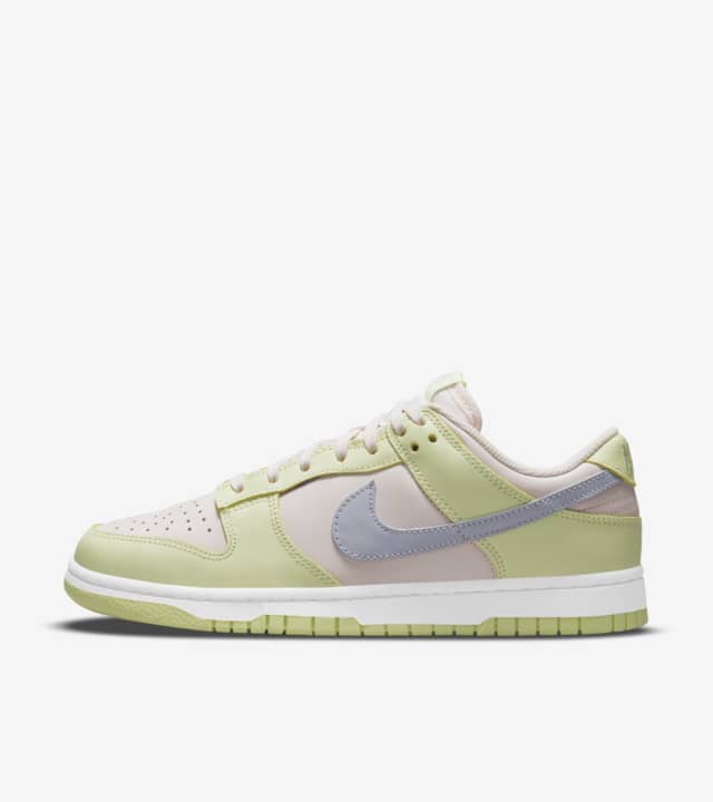 dunk low light soft pink resell